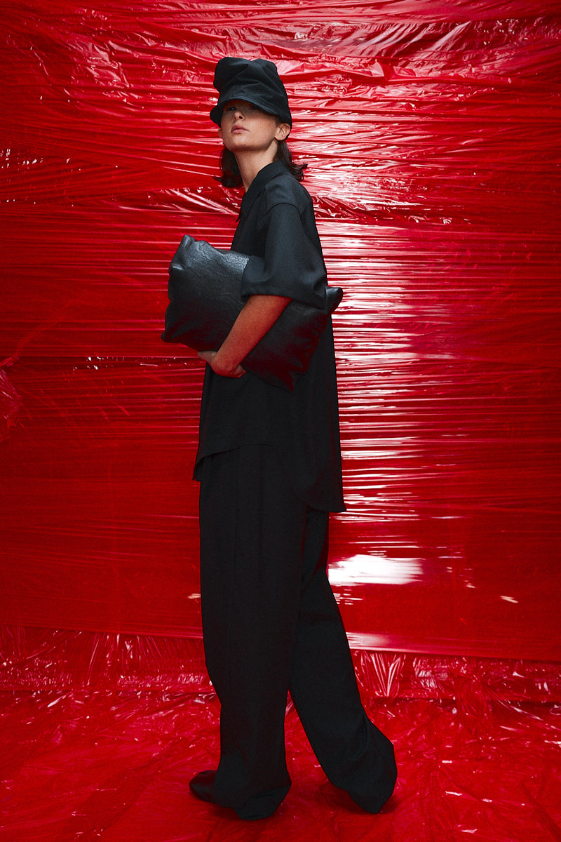 "Saori"  Double pleated wool trouser Midnight