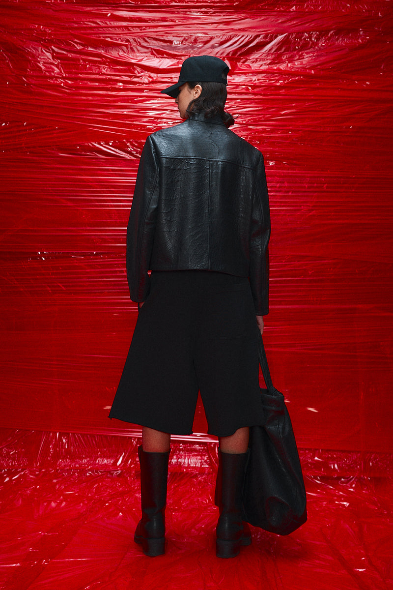 "Yuki" wide terry short midnight