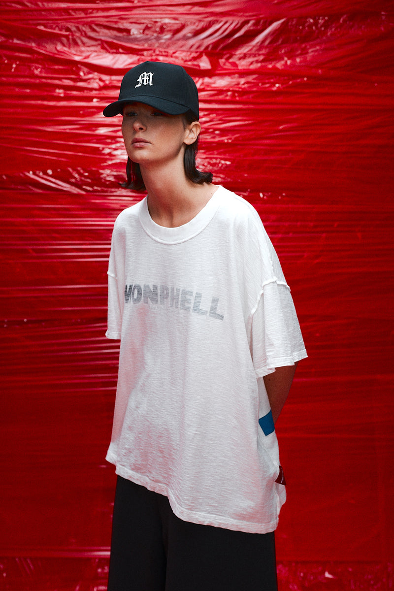 "M" Embroidered hat black