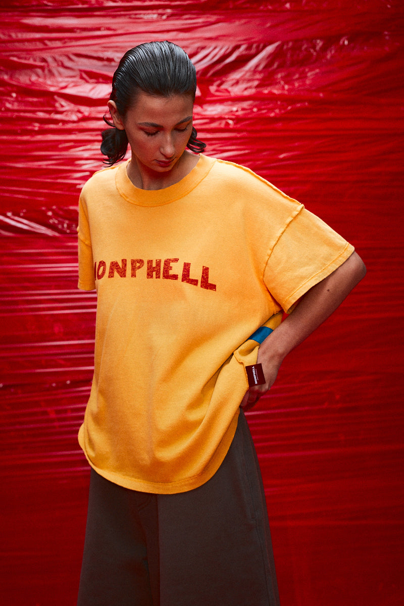 "ruki" T-shirt yellow logo