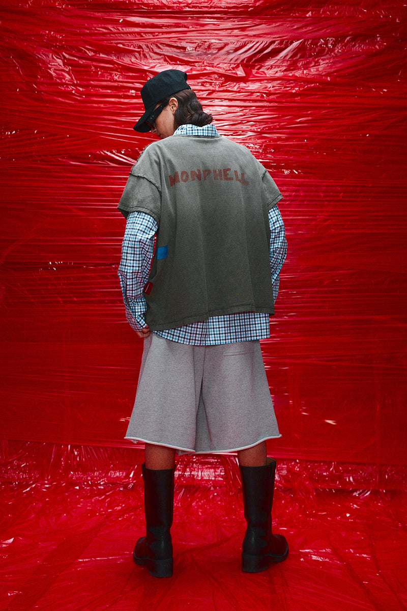 "Act Normal" T-shirt Green