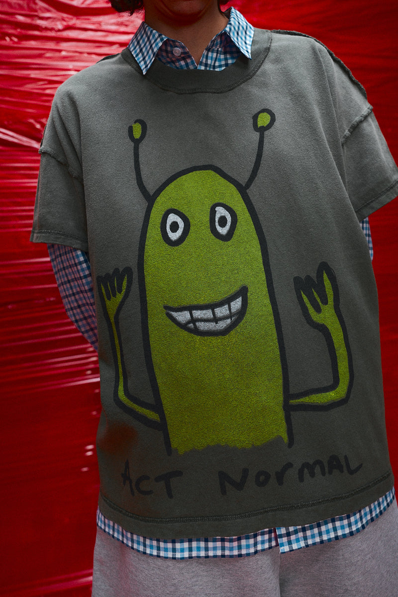 "Act Normal" T-shirt Green