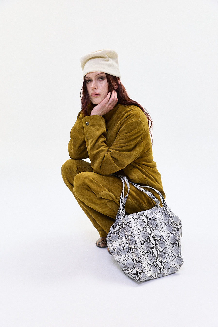 "LEON" snakeskin bag white