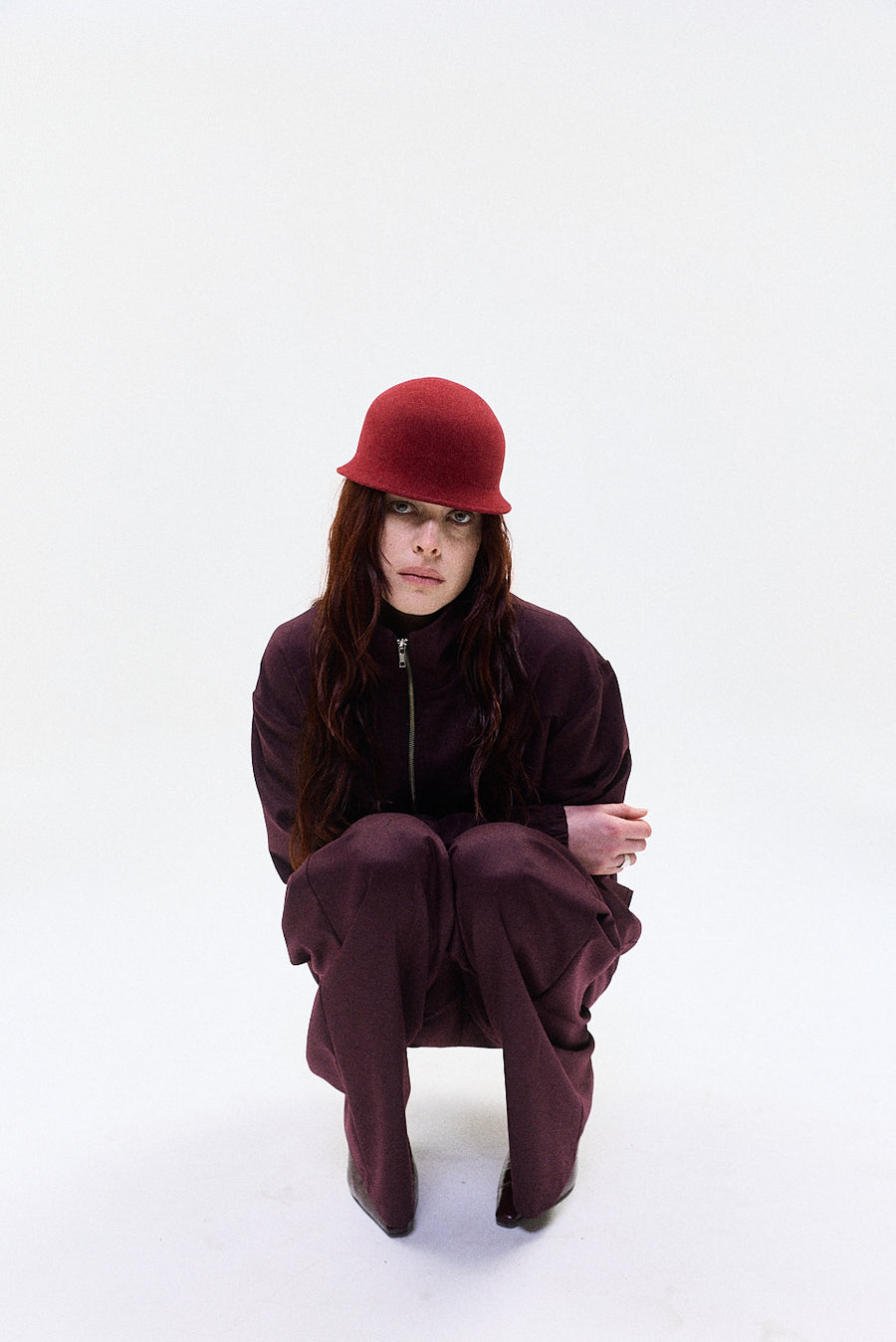 "KOROVA" pillbox hat dark red