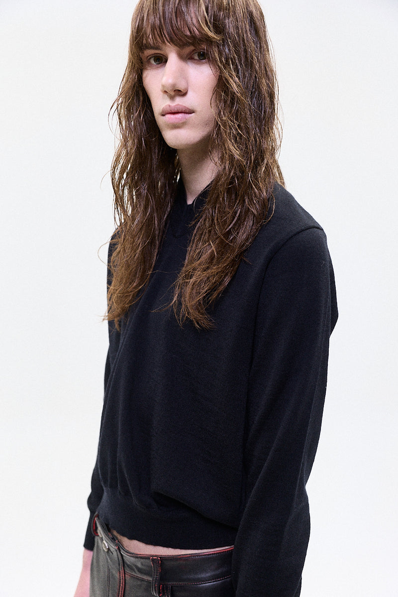 "FRIDA" lightweight v neck knit midnight