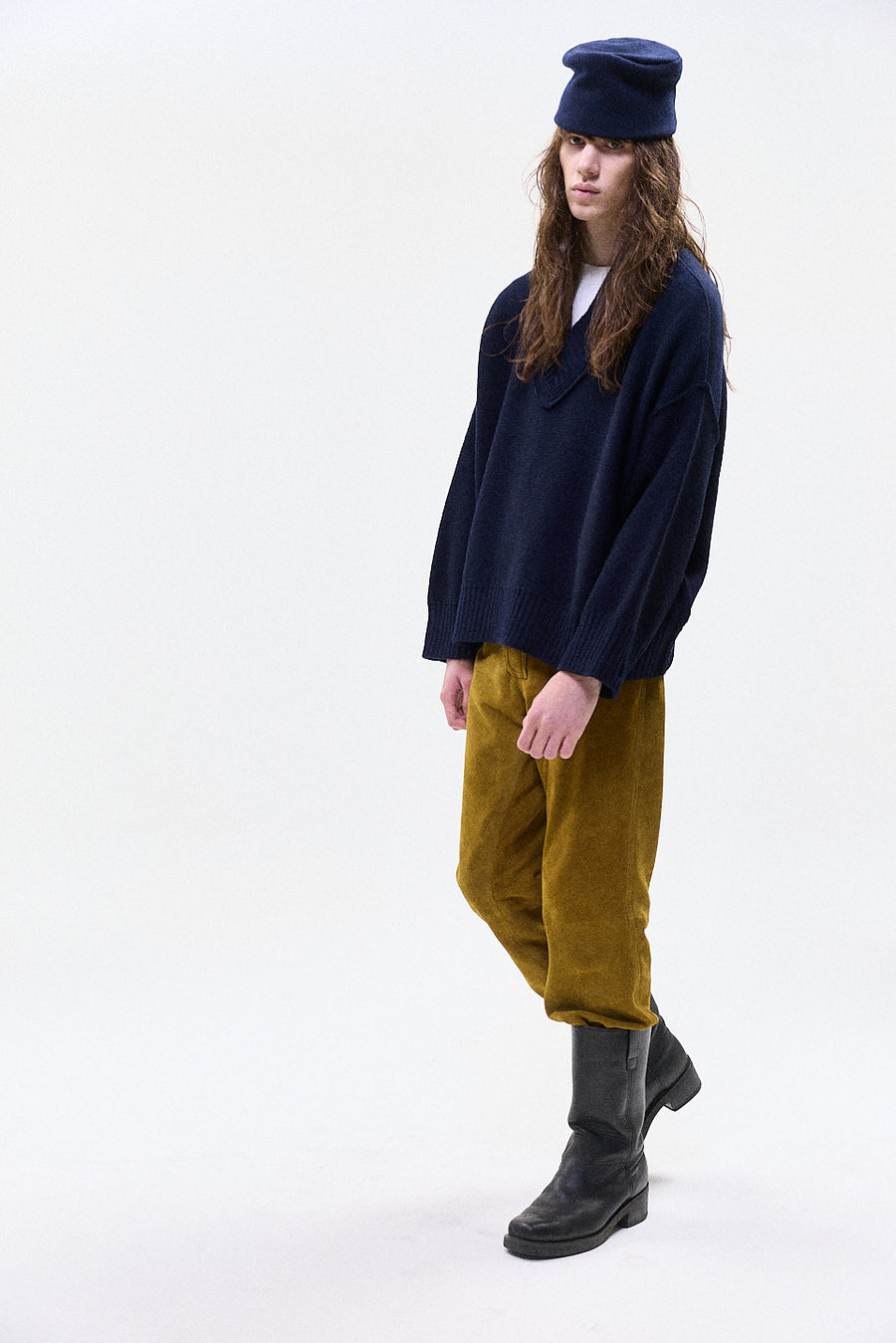 "DARIA" V-NECK JUMPER MIDNIGHT MARINE BLUE