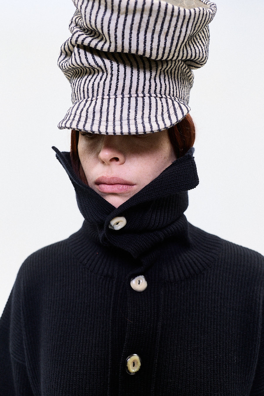 "DANTE" turtle neck knit midnight