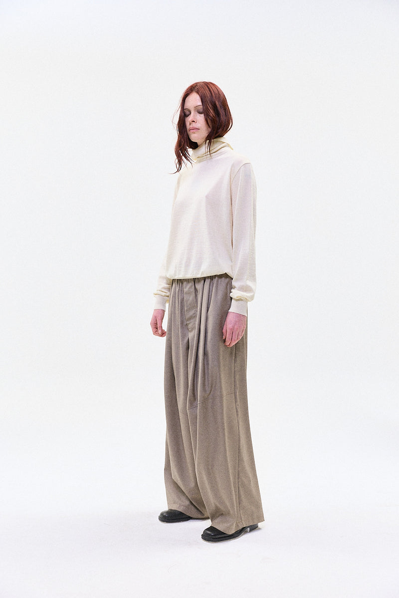 "Nino" Oversized trouser wool sand