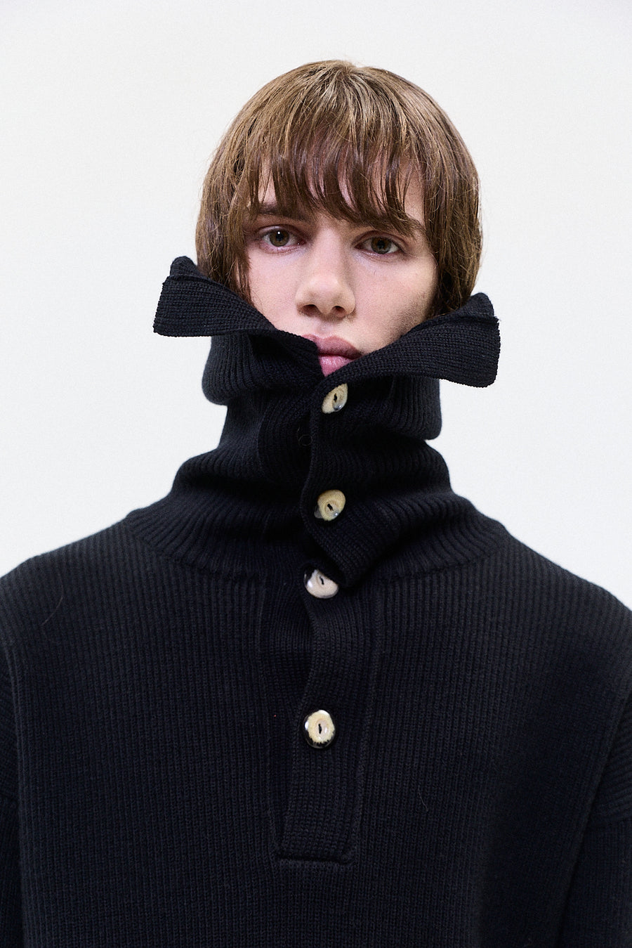 "DANTE" turtle neck knit midnight