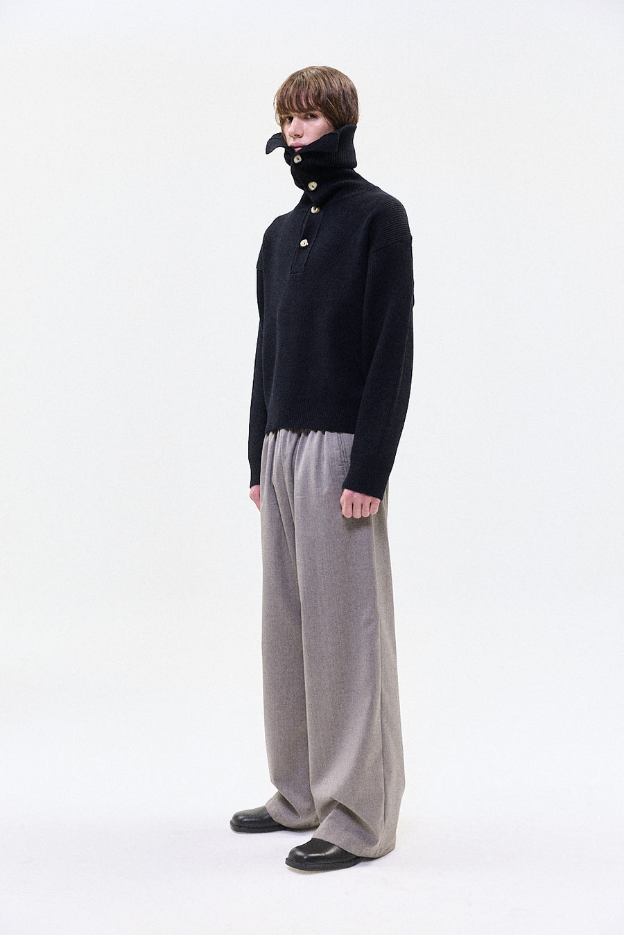 "DANTE" turtle neck knit midnight