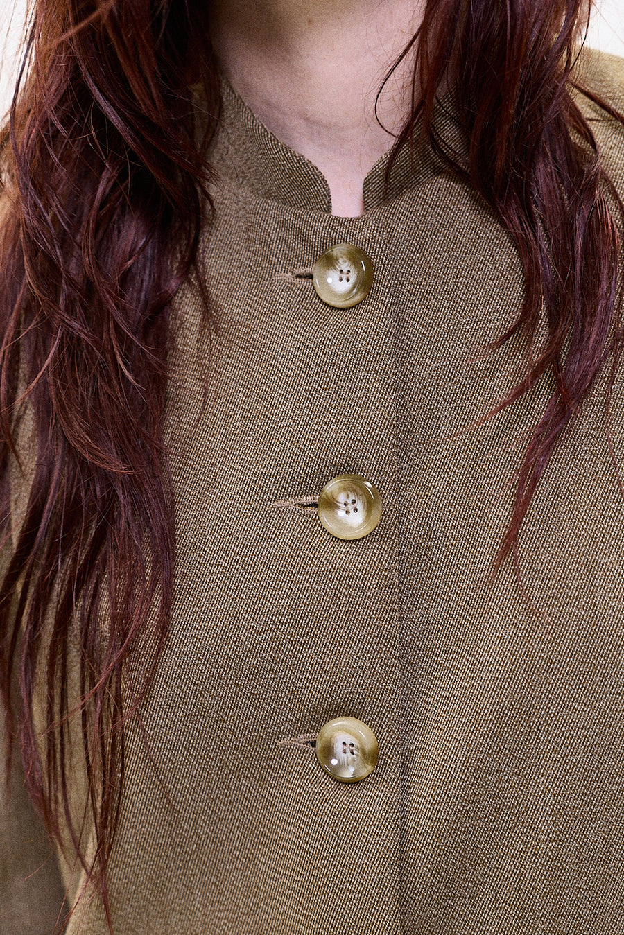 "HRUKI" Fitted jacket with buttons sand