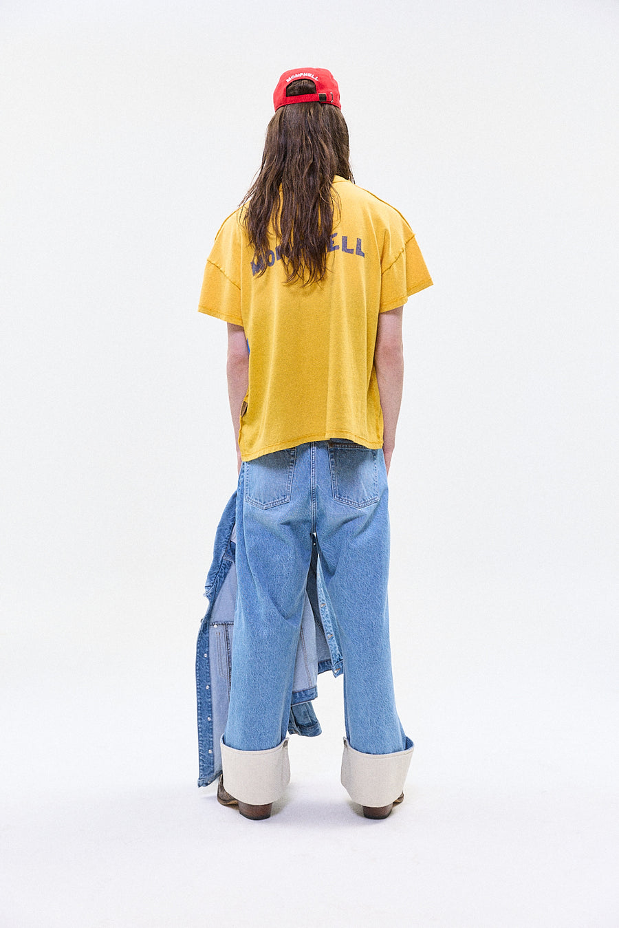 "BLUE" t-shirt yellow