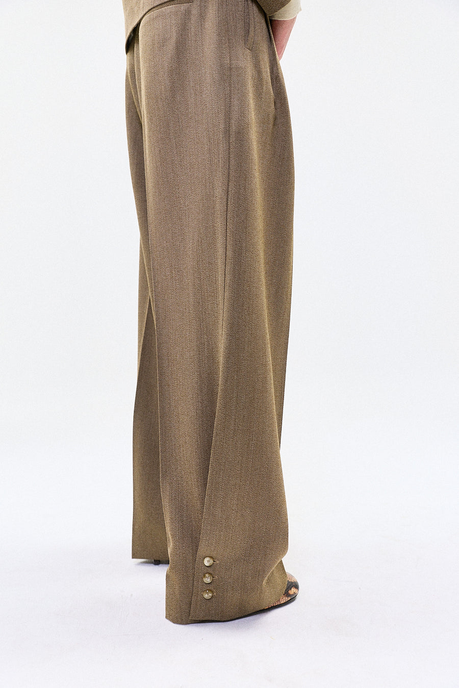 "YUNA" wool trouser sand