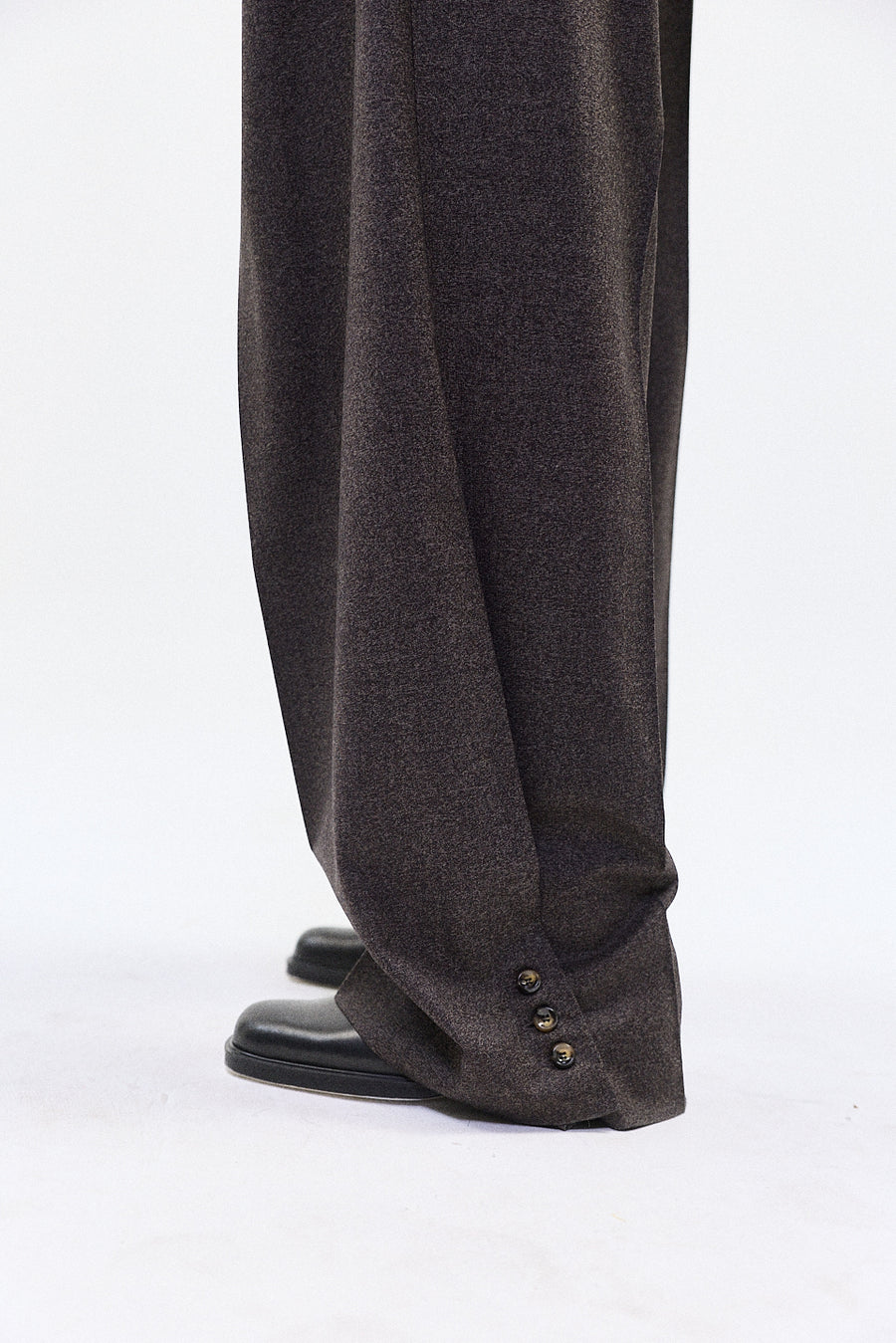 "YUNA" wool trouser charcoal