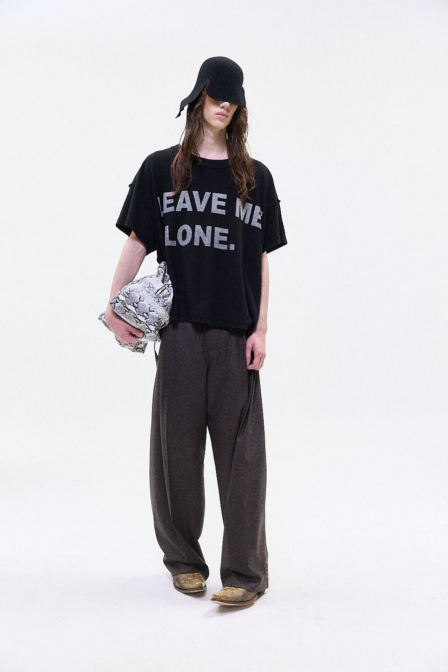 "LEAVE ME ALONE" tshirt black