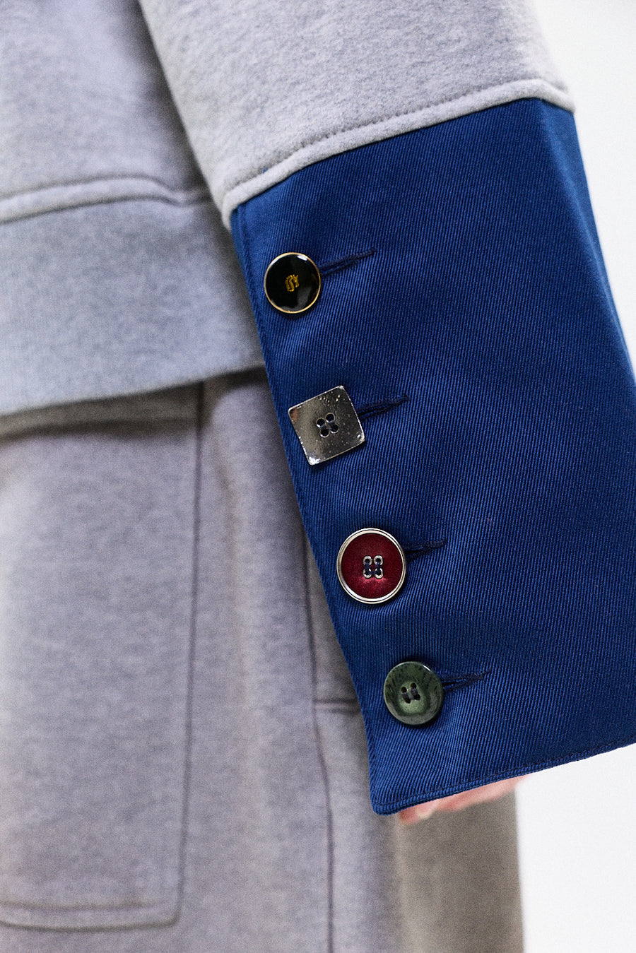 "EMIL" crewneck jersey with cuff grey