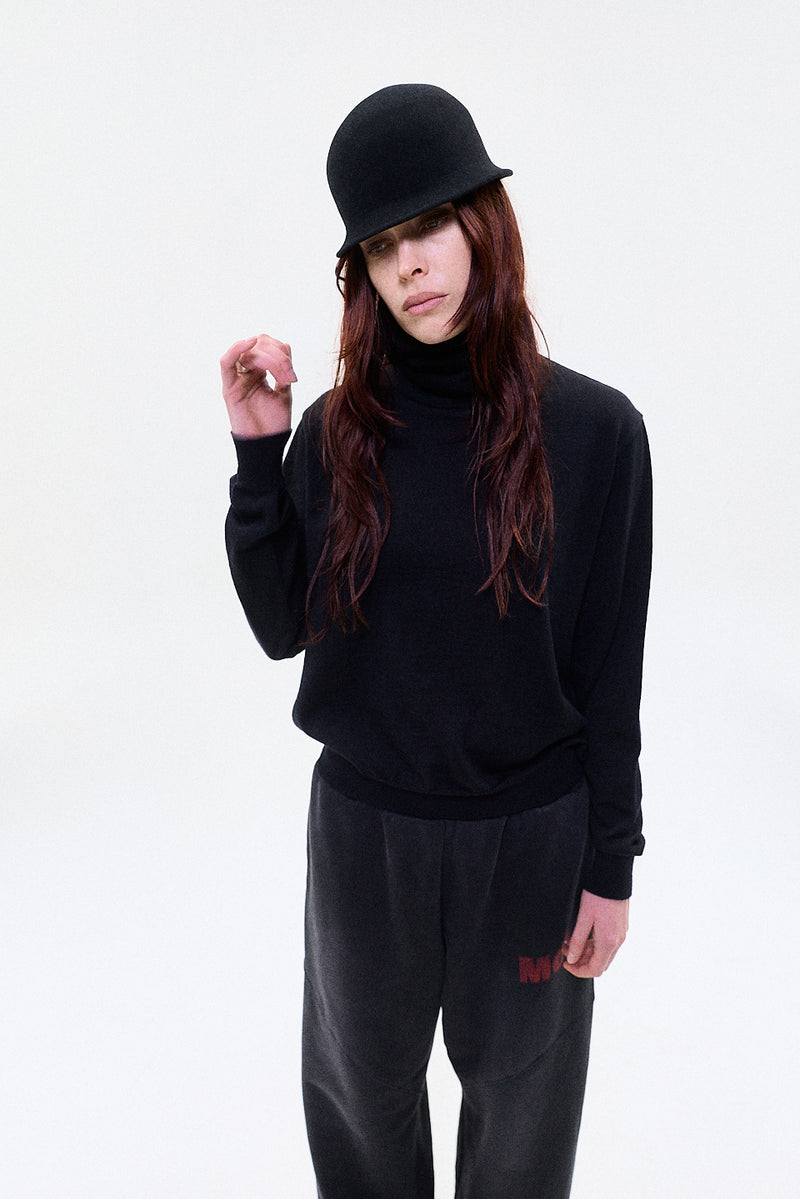 "REMI" lightweight highneck knit midnight