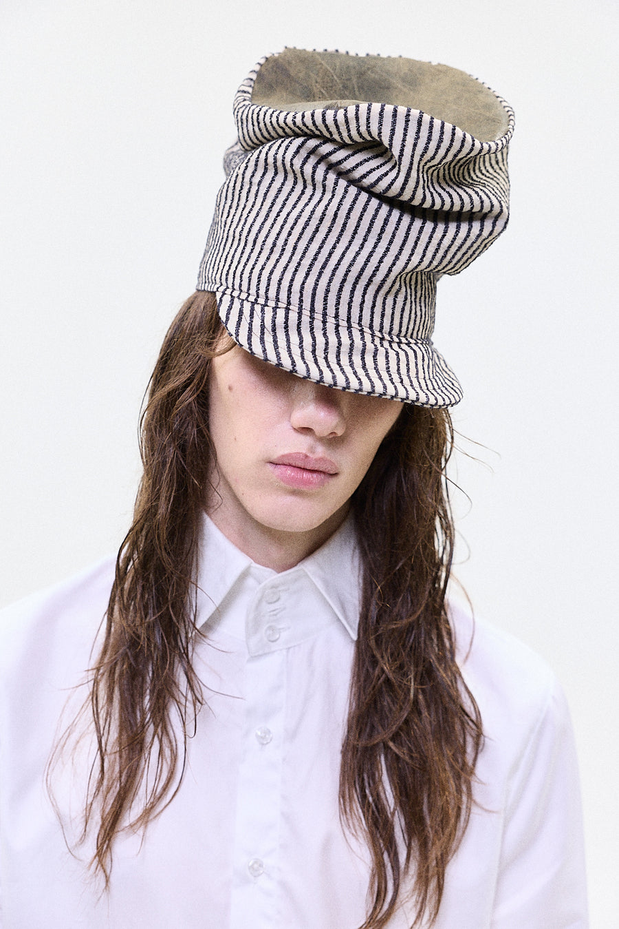 "Conductor" high hat striped linen