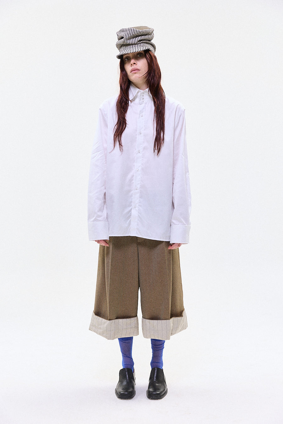"ARI" Structured button up shirt white