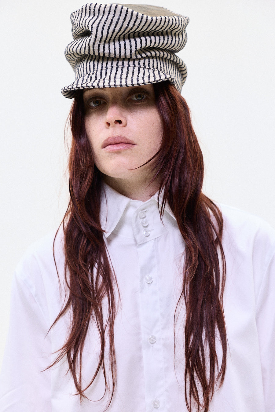 "ARI" Structured button up shirt white