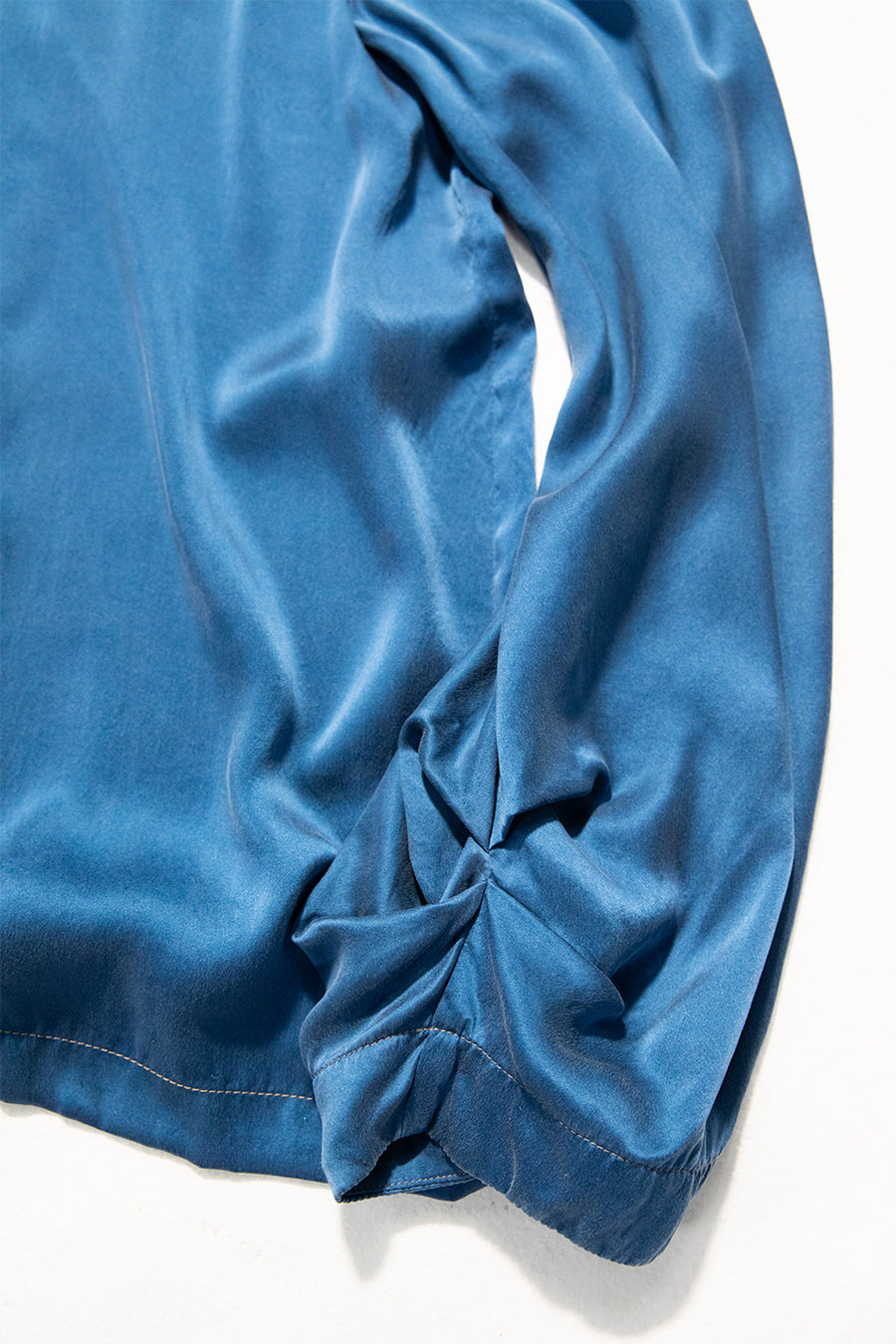 "IVA" silk balloon top