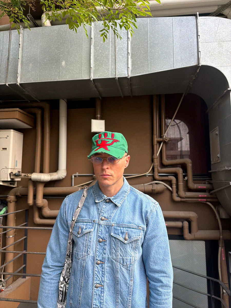 "Berlin" green cap