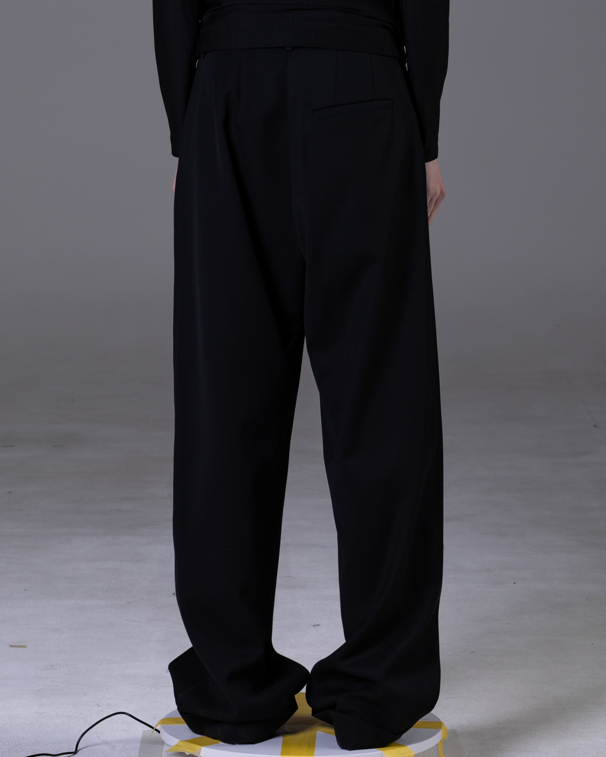 "Saori" Double pleated trouser midnight image 5