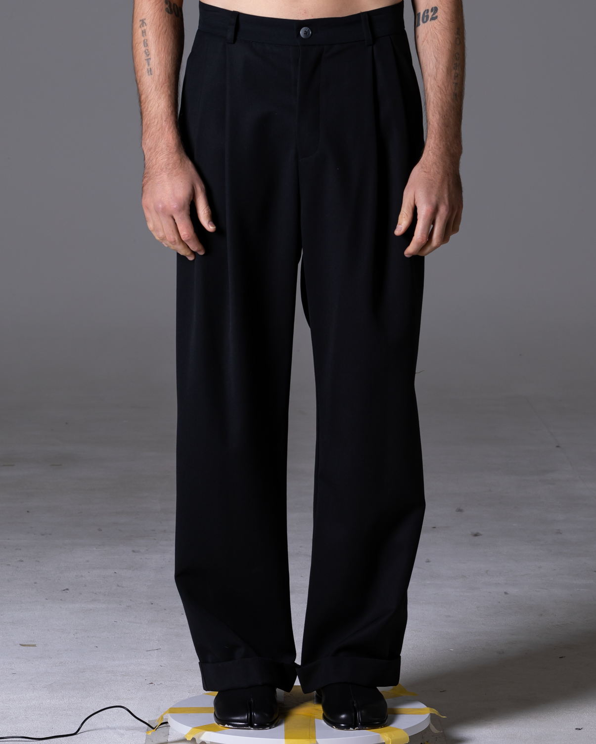 "Saori" Double pleated trouser midnight image 6