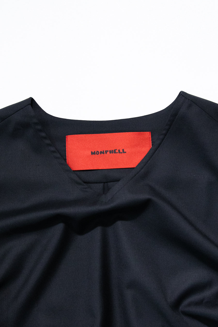 "ARLO" v-neck shirt midnight